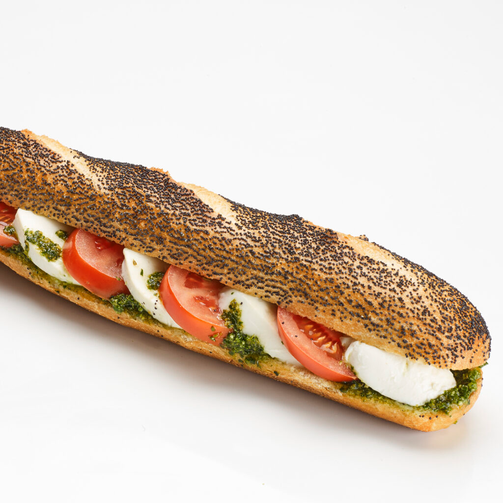 Sandwich Mozzarella Tomates Pesto 