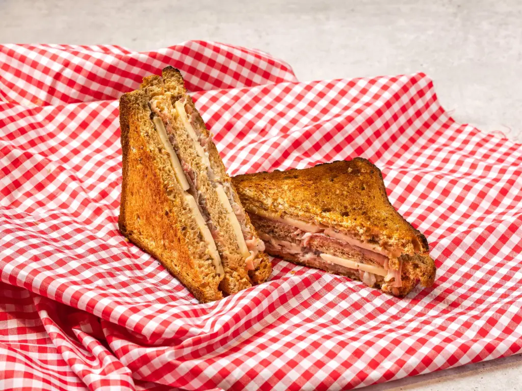 Croque Jambon Truffe Emmental 